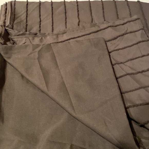 Duvet Cover in Black - Picture 2 of 5